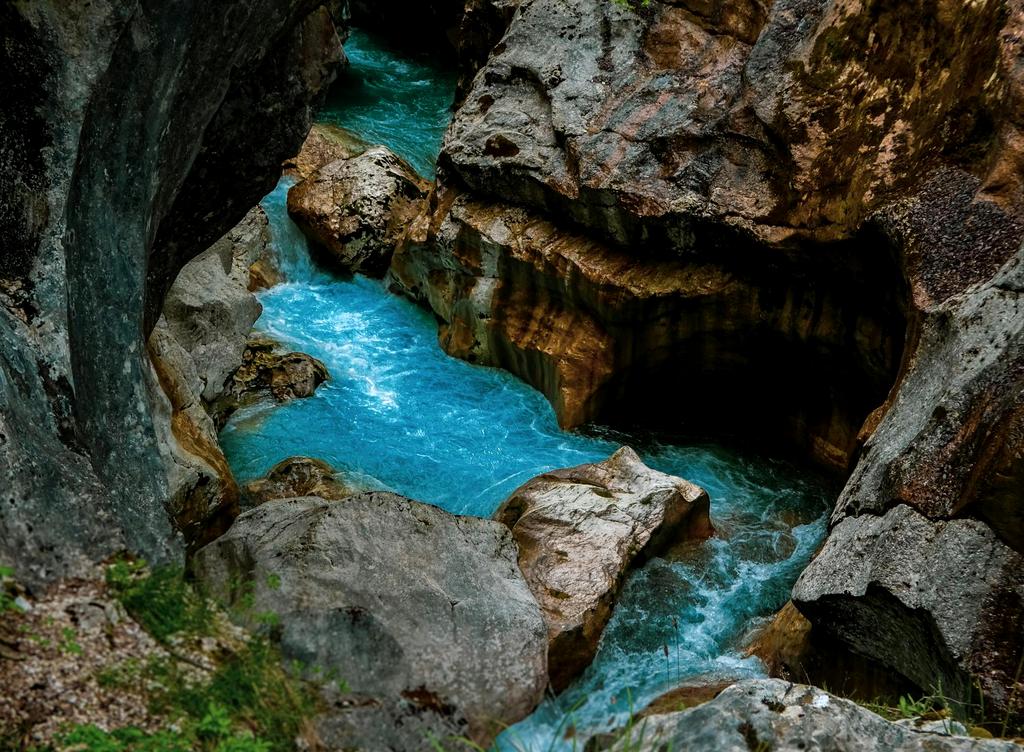 Râul din Cheile Bicazului